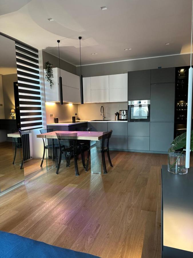 Lr Deluxe Apartments - Fondazione Prada - Metro M3 Milan Extérieur photo